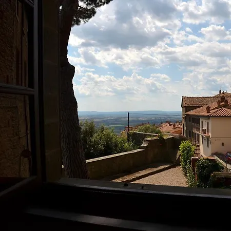 Donnaberarda Apartment Cortona Exterior photo