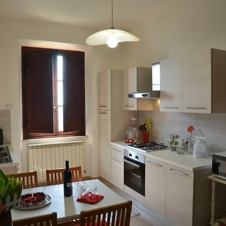 Donnaberarda Apartment Cortona Exterior photo